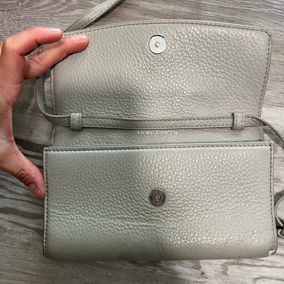 Authentic Tory Burch Elegant Gray Crossbody Bag Wallet Crossbody Clutch Grey Sil - Picture 3 of 4